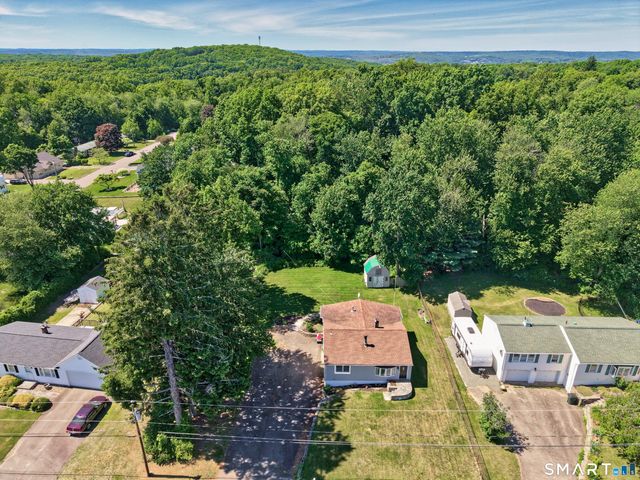 12 Knapp Drive, Prospect, CT 06712