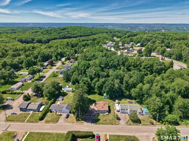12 Knapp Drive, Prospect, CT 06712