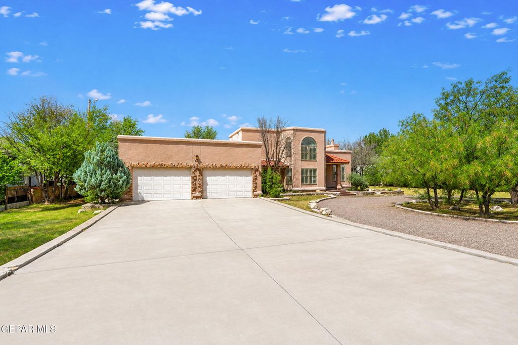 949 KELSO Street, El Paso, TX 79932