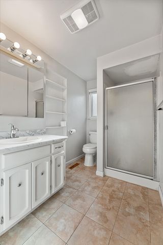 1245 Valley View Drive, Medford, OR 97504