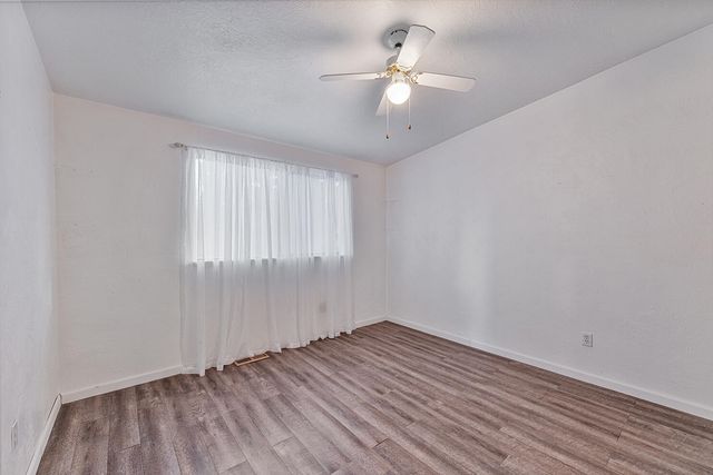 1245 Valley View Drive, Medford, OR 97504