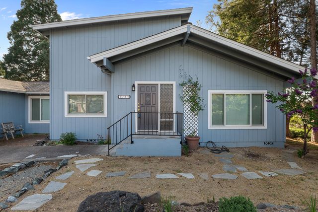 1245 Valley View Drive, Medford, OR 97504