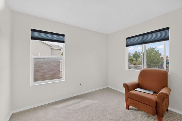 6048 Park Hill Avenue NW, Albuquerque, NM 87114