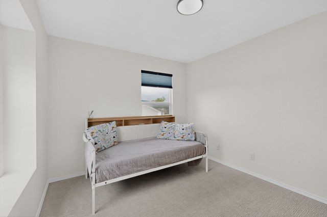 6048 Park Hill Avenue NW, Albuquerque, NM 87114