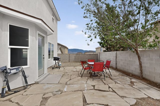 6048 Park Hill Avenue NW, Albuquerque, NM 87114