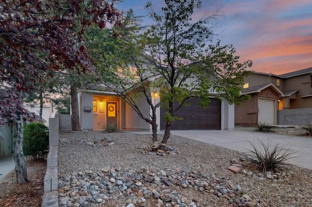 6048 Park Hill Avenue NW, Albuquerque, NM 87114