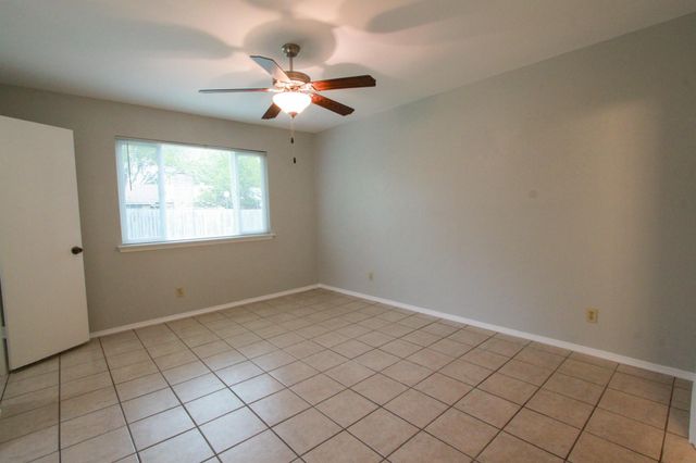 7900 Whitsun DR, Austin, TX 78749