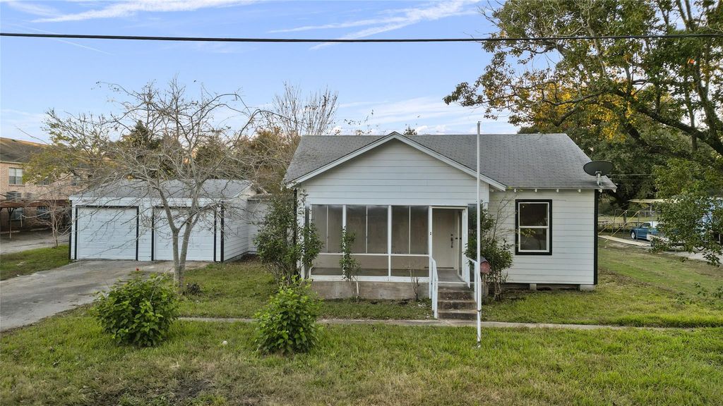 2027 Scott Street, La Marque, TX 77568