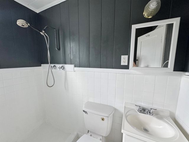 200 Park Avenue 2, Lake Park, FL 33403