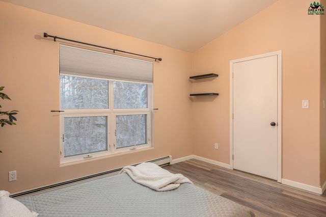 700 WAYNE WILLIAMS LANE, Fairbanks, AK 99712