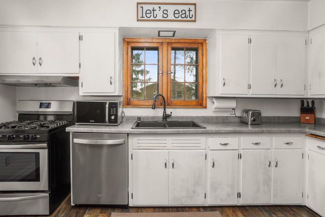 W229S8600 Big Bend DRIVE, Big Bend, WI 53103