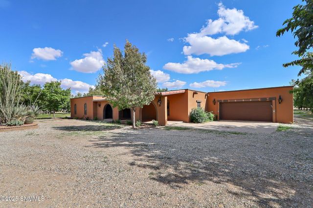 2713 Wildwind Road, Las Cruces, NM 88007