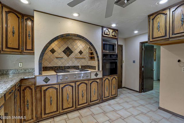 2713 Wildwind Road, Las Cruces, NM 88007