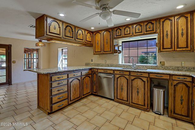 2713 Wildwind Road, Las Cruces, NM 88007