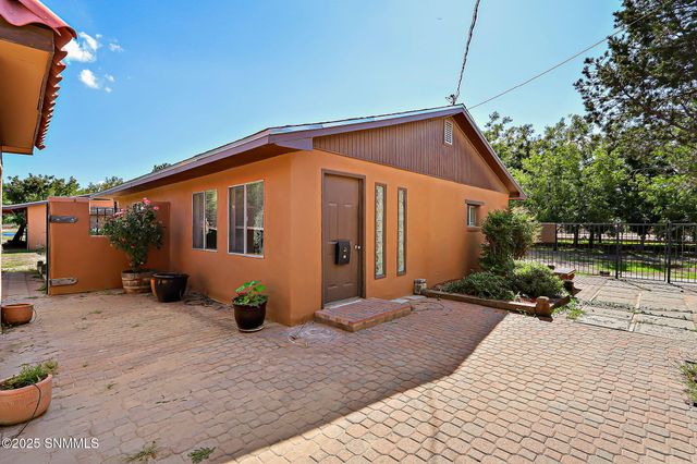 2713 Wildwind Road, Las Cruces, NM 88007