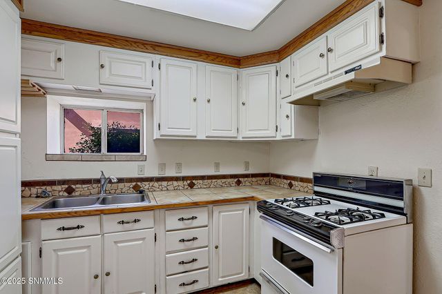 2713 Wildwind Road, Las Cruces, NM 88007