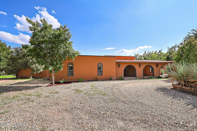 2713 Wildwind Road, Las Cruces, NM 88007