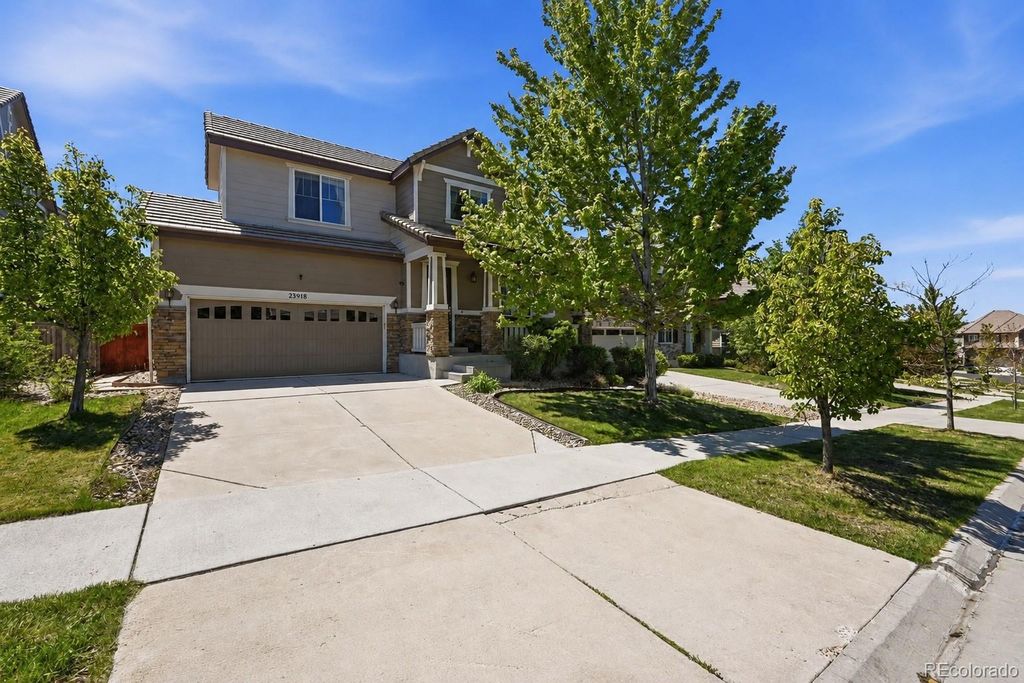 23918 E Alamo Place, Aurora, CO 80016