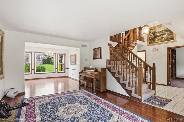 24843 White Plains Drive, Novi, MI 48374