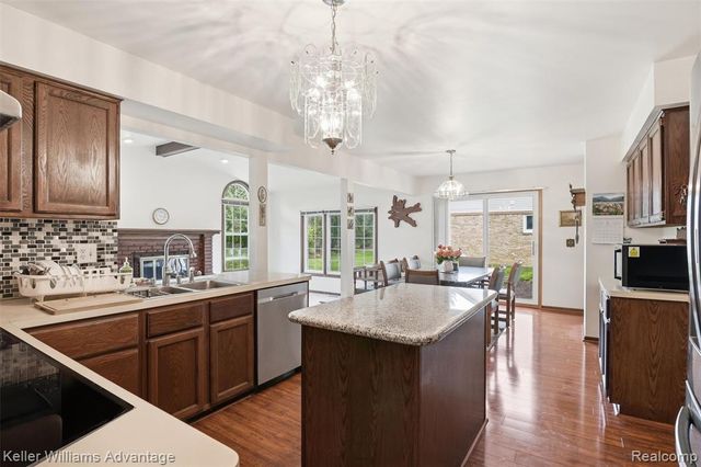 24843 White Plains Drive, Novi, MI 48374