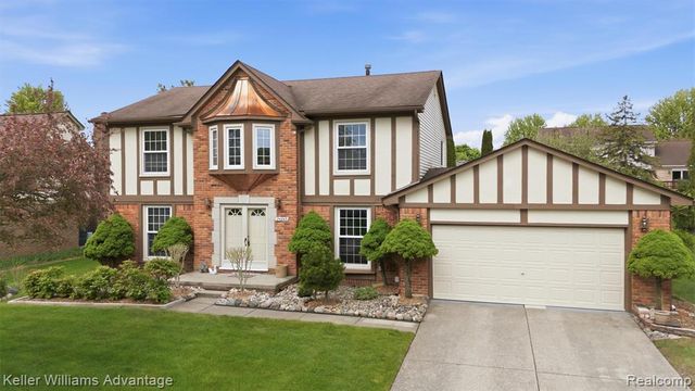 24843 White Plains Drive, Novi, MI 48374