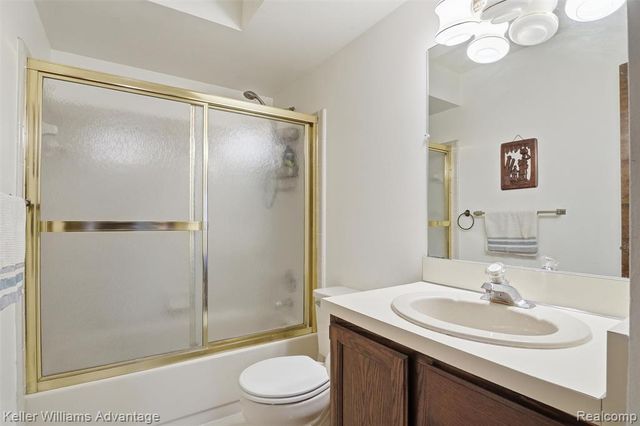 24843 White Plains Drive, Novi, MI 48374