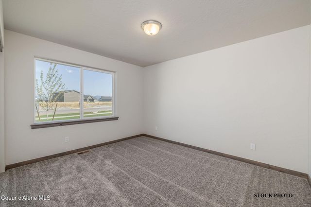 11989 N LENNON LN, Rathdrum, ID 83858