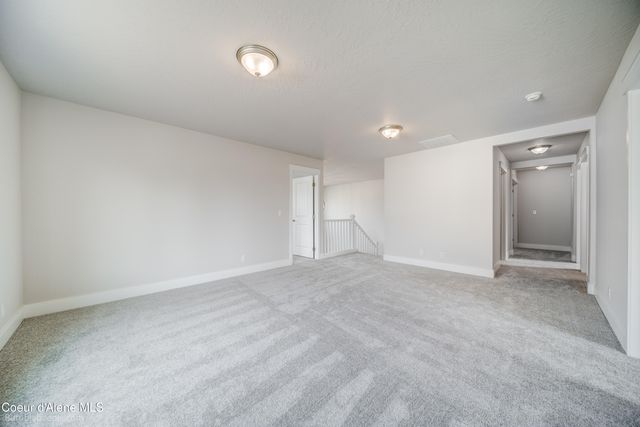 8986 BEDWELL ST, Rathdrum, ID 83858