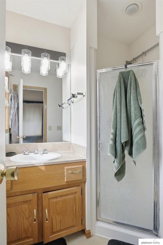 809 Sherman Street, Papillion, NE 68046