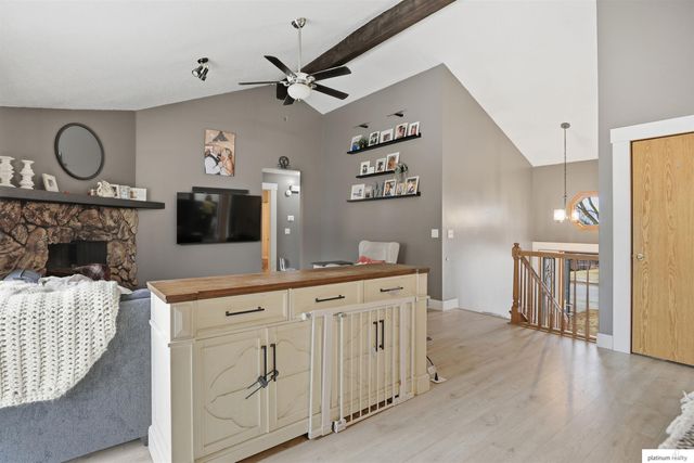 809 Sherman Street, Papillion, NE 68046