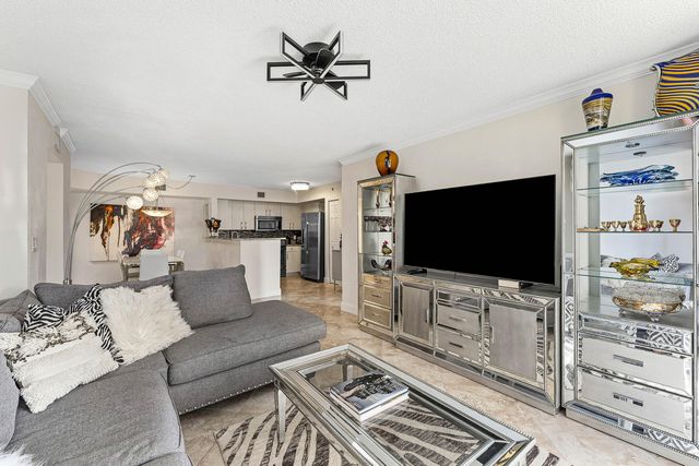 1801 N Flagler Drive 235, West Palm Beach, FL 33407