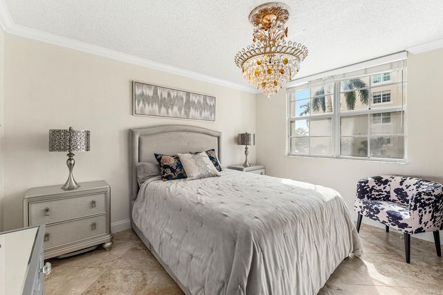 1801 N Flagler Drive 235, West Palm Beach, FL 33407