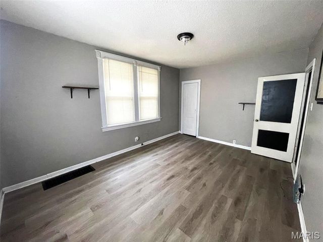 3930 Itaska Street, St Louis, MO 63116