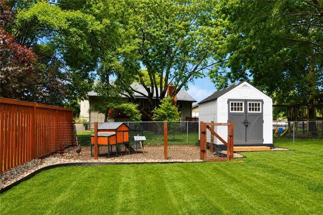 511 W North Avenue, Belton, MO 64012