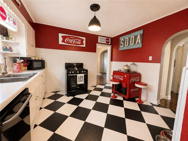 511 W North Avenue, Belton, MO 64012
