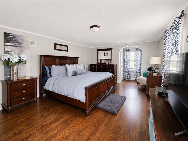 511 W North Avenue, Belton, MO 64012