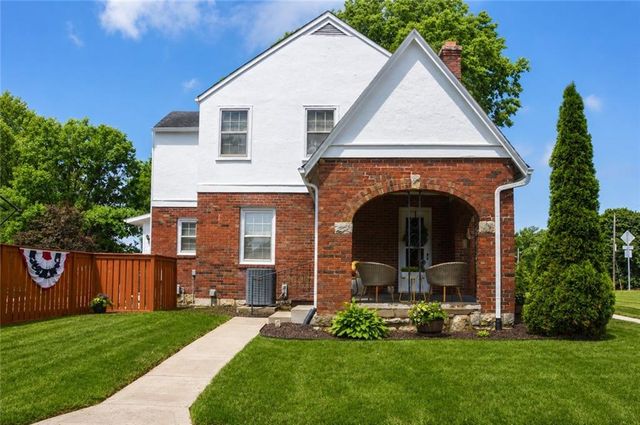 511 W North Avenue, Belton, MO 64012