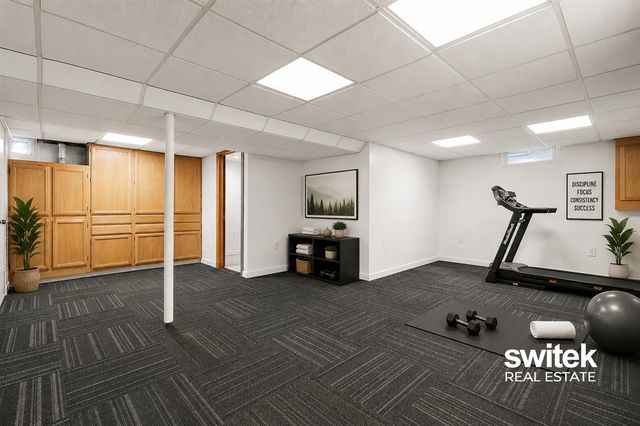 5549 Birchview Drive, Kentwood, MI 49508