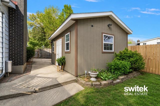 5549 Birchview Drive, Kentwood, MI 49508