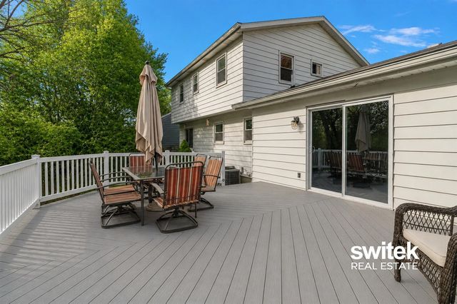 5549 Birchview Drive, Kentwood, MI 49508