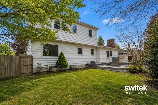 5549 Birchview Drive, Kentwood, MI 49508