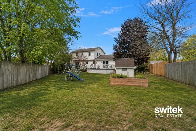 5549 Birchview Drive, Kentwood, MI 49508