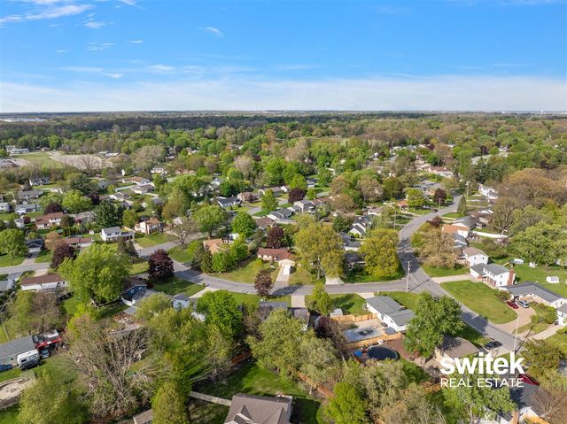 5549 Birchview Drive, Kentwood, MI 49508