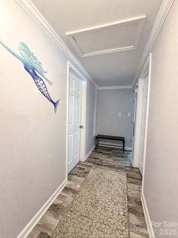 530 NW Stage Street, Lenoir, NC 28645
