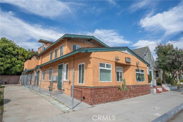 1513 E Broadway, Long Beach, CA 90802