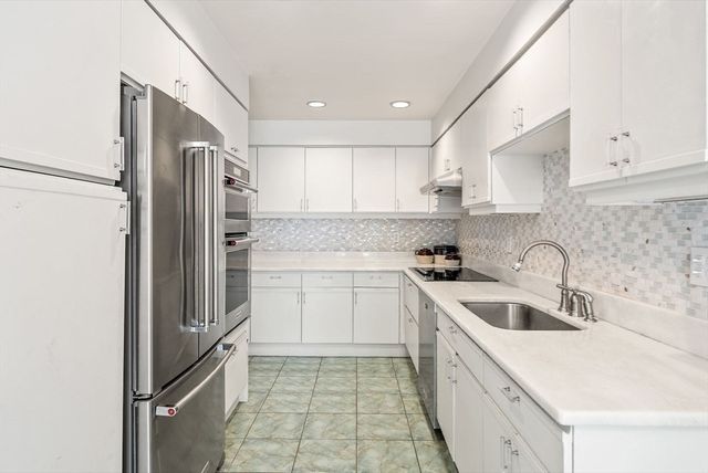 85 Algonquin Road 85, Newton, MA 02467
