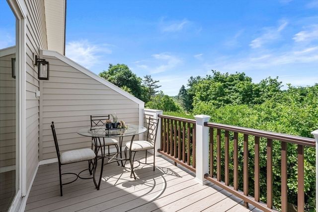 85 Algonquin Road 85, Newton, MA 02467