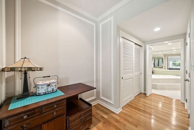 85 Algonquin Road 85, Newton, MA 02467