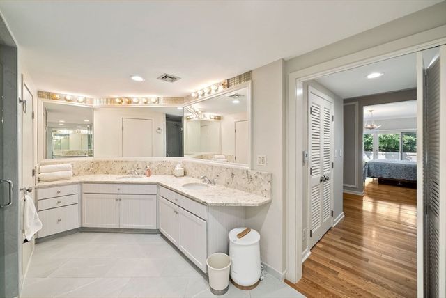 85 Algonquin Road 85, Newton, MA 02467