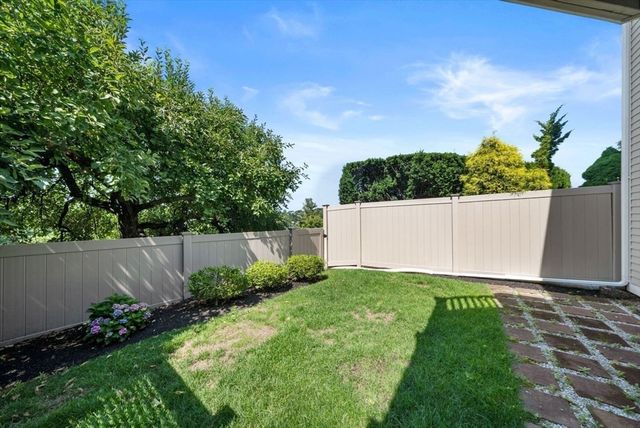 85 Algonquin Road 85, Newton, MA 02467